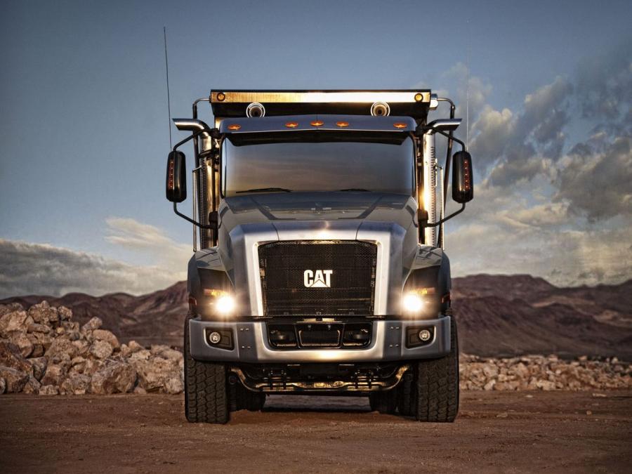  Caterpillar CT660 Dump Truck 2011 года  (фото 4 из 10)